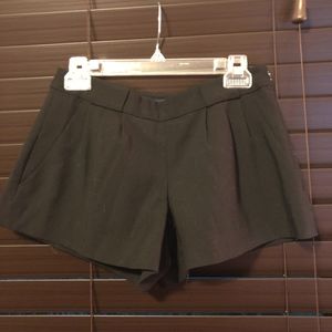 Black pleated Shorts
